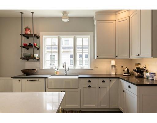 40 Clark Street Easthampton, MA 01027 - Photo 3 of 25