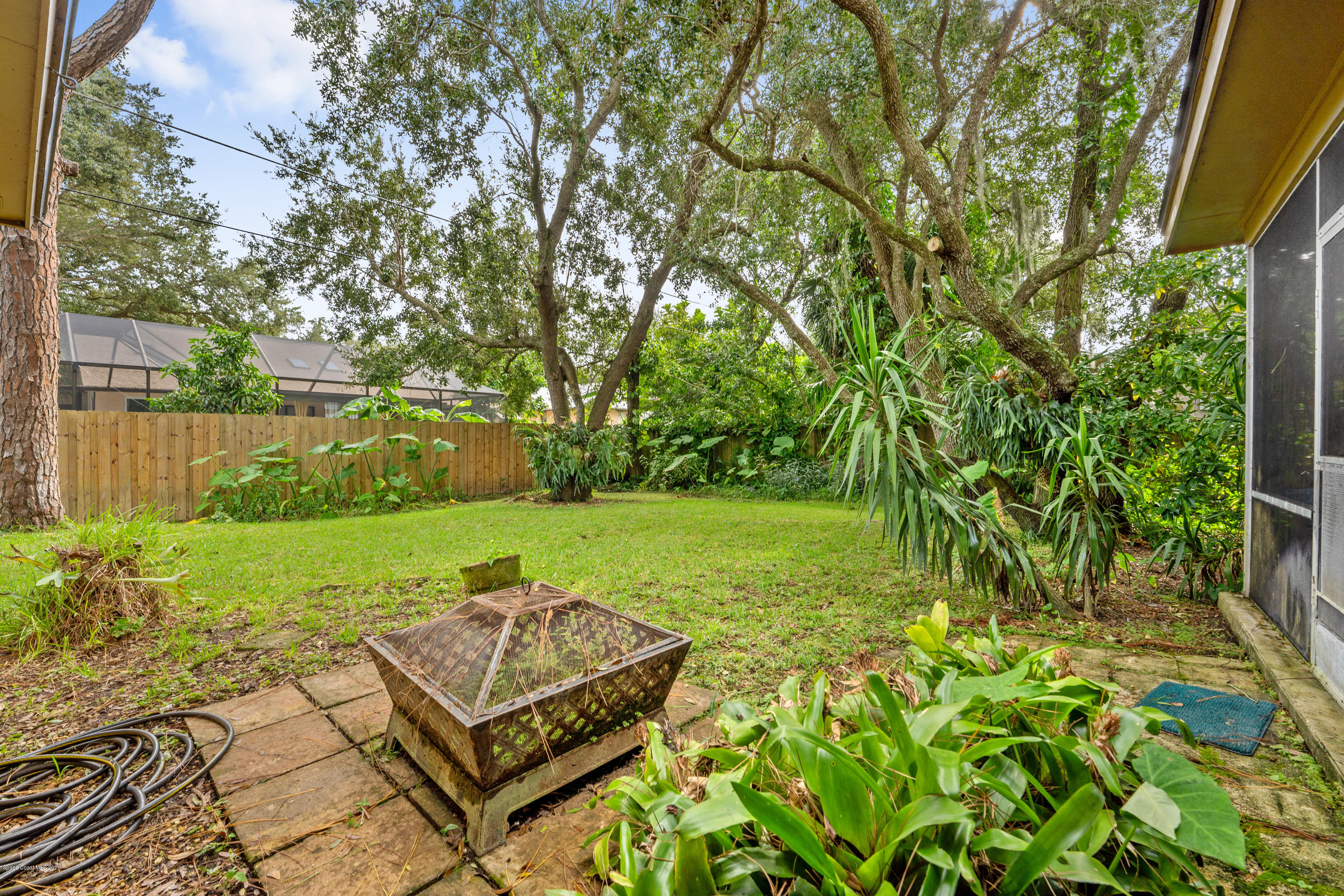 1540 Van Eck Road Northeast Palm Bay, FL 32907 - Photo 28 of 29 25 oversize backyard