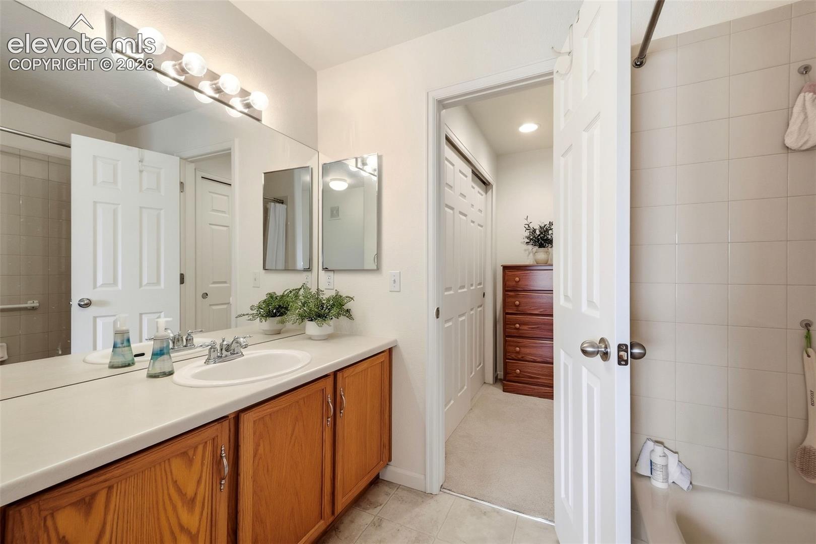 4011 Diamond Ridge View Colorado Springs, CO 80918 - Photo 19 of 39 Gallery Image 19