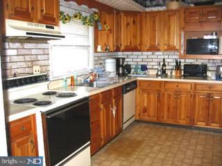 40 Morris Road Ambler, PA 19002 - Photo 4 of 6 Gallery Image 4
