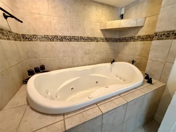 $3,095 | 8986 West 78th Avenue, Arvada, CO 80005