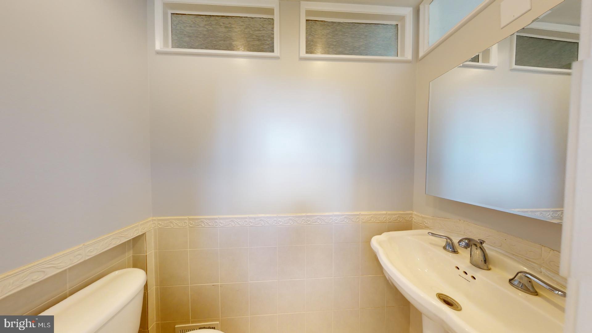 8600 Leonard Drive Silver Spring, MD 20910 - Photo 20 of 69