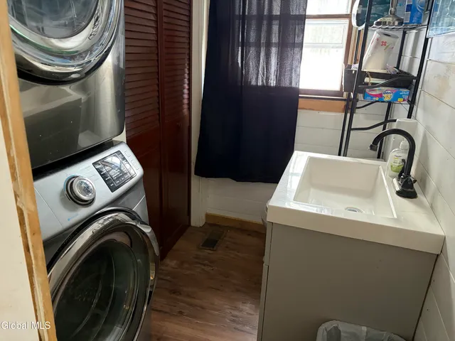 $149,999 | 280 S Road, Whitehall, NY 12887