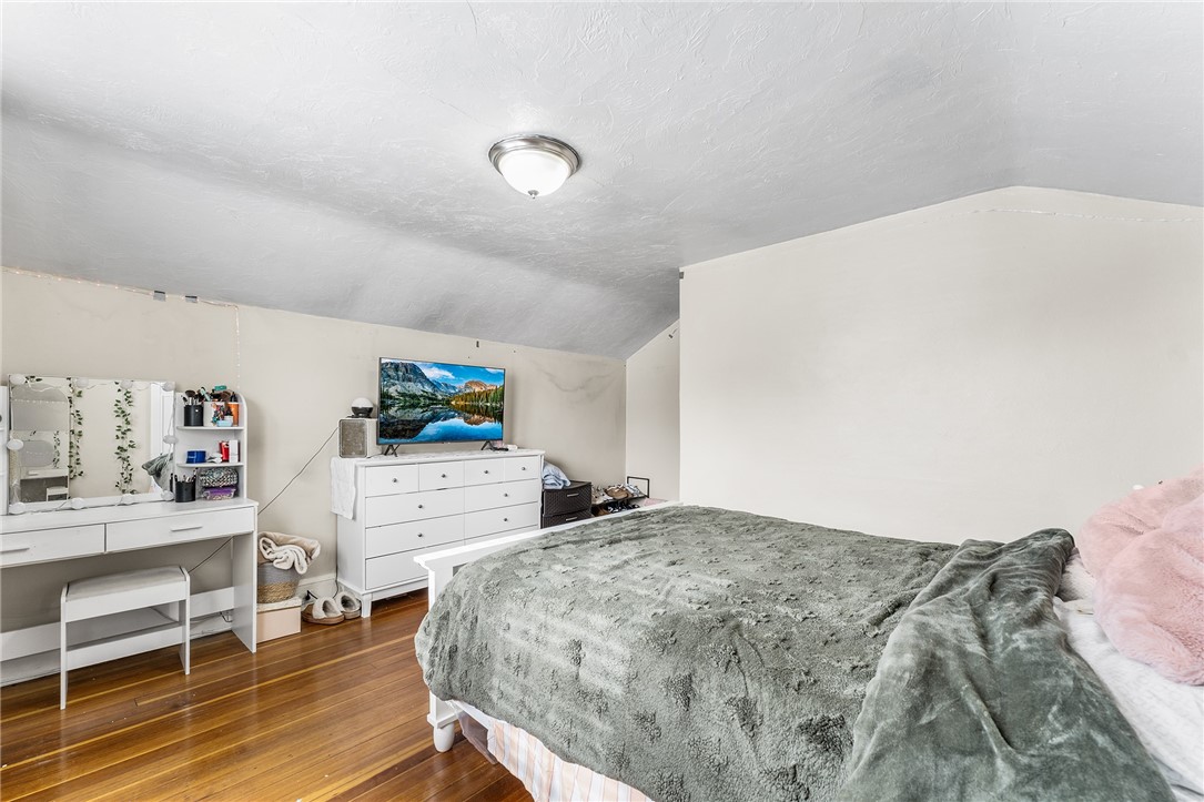 489 Benefit Street Pawtucket, RI 02861 - Photo 15 of 26