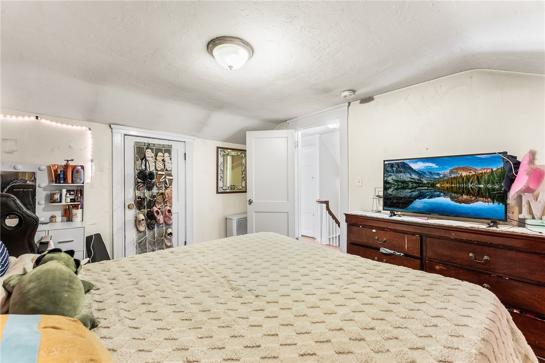 489 Benefit Street Pawtucket, RI 02861 - Photo 17 of 26