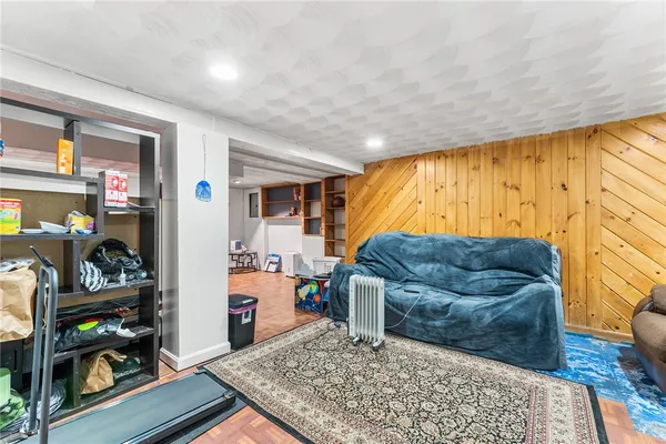 $475,000 | 489 Benefit Street, Pawtucket, RI 02861