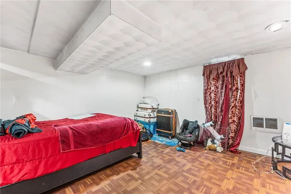 $475,000 | 489 Benefit Street, Pawtucket, RI 02861