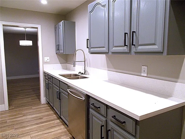 $2,200 | Undisclosed Address, Las Vegas, NV 89104