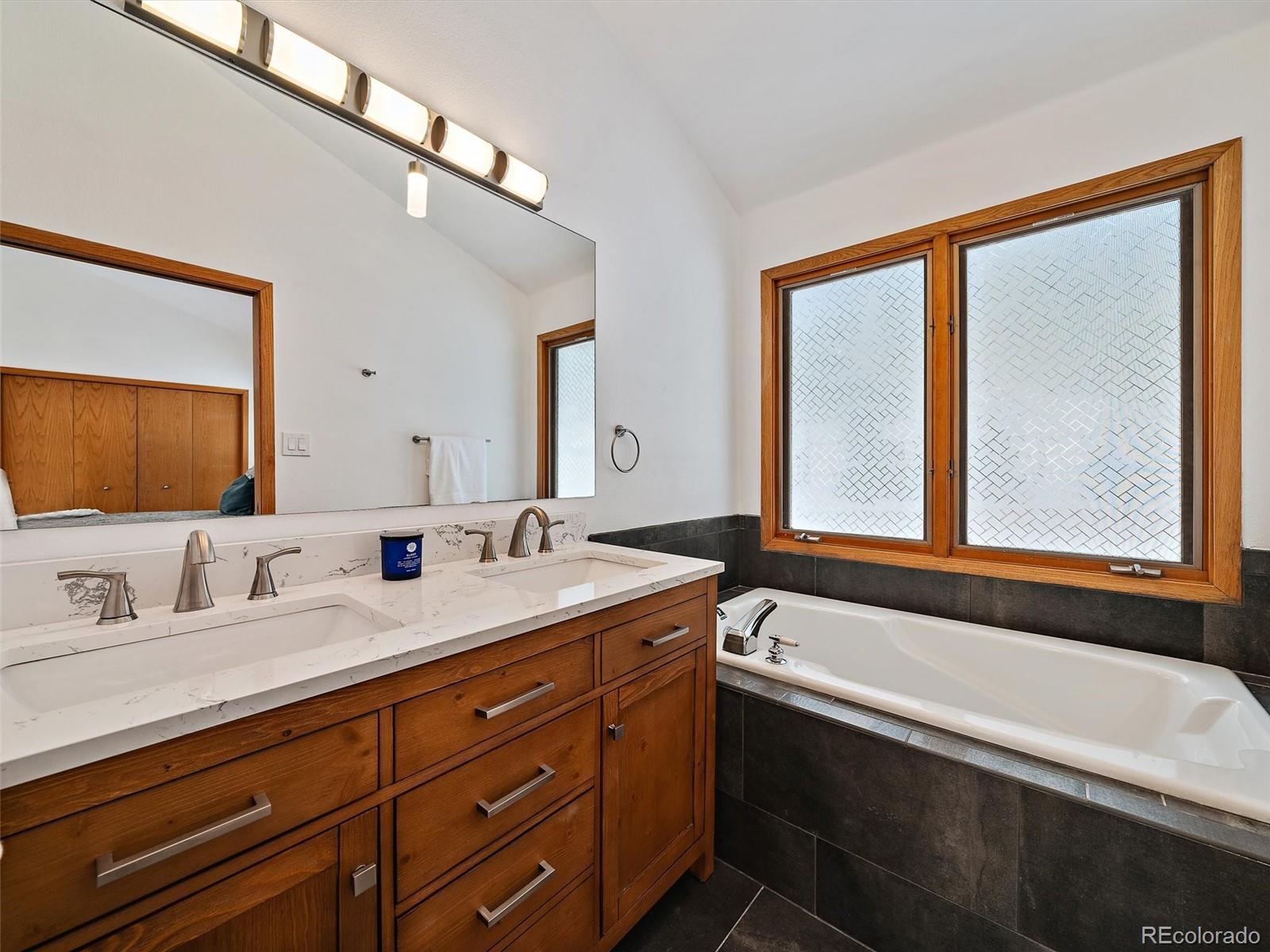 29951 Troutdale Ridge Road Evergreen, CO 80439 - Photo 24 of 40 Gallery Image 24