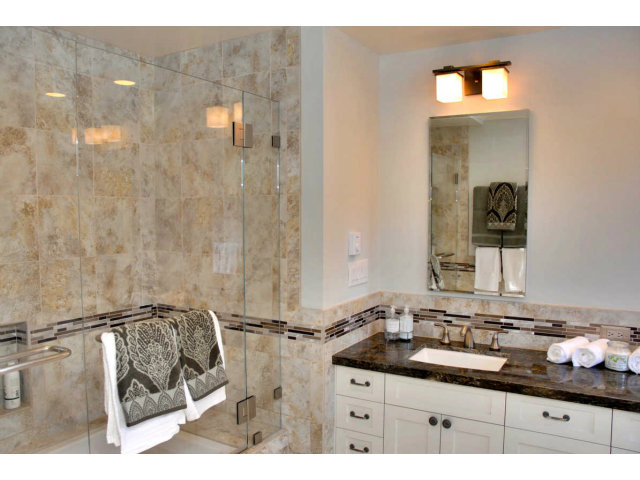 115 Ericson Road Hillsborough, CA 94010 - Photo 12 of 24 Gallery Image 12