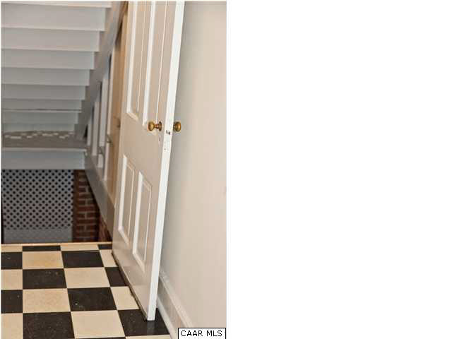 1700 Rugby Avenue Charlottesville, VA 22903 - Photo 20 of 30 Gallery Image 20