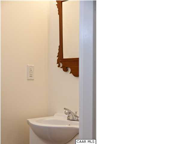 1700 Rugby Avenue Charlottesville, VA 22903 - Photo 21 of 30 Gallery Image 21