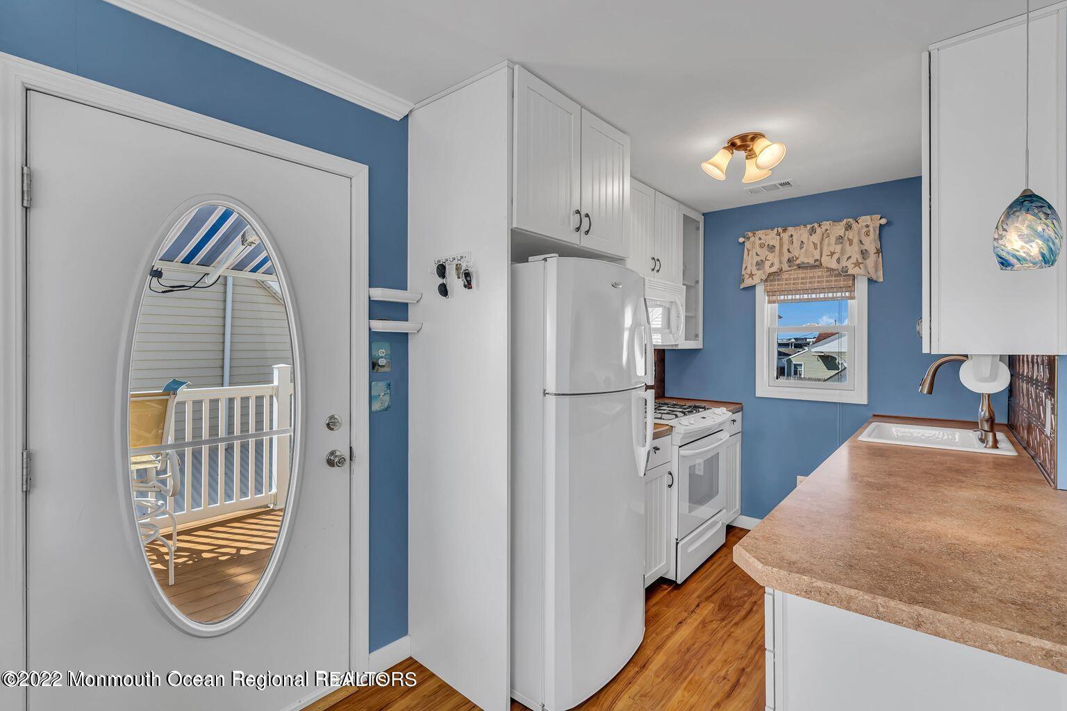 12 Inlet Drive Point Pleasant Beach, NJ 08742 - Photo 10 of 31 20220630032418335652000000-o