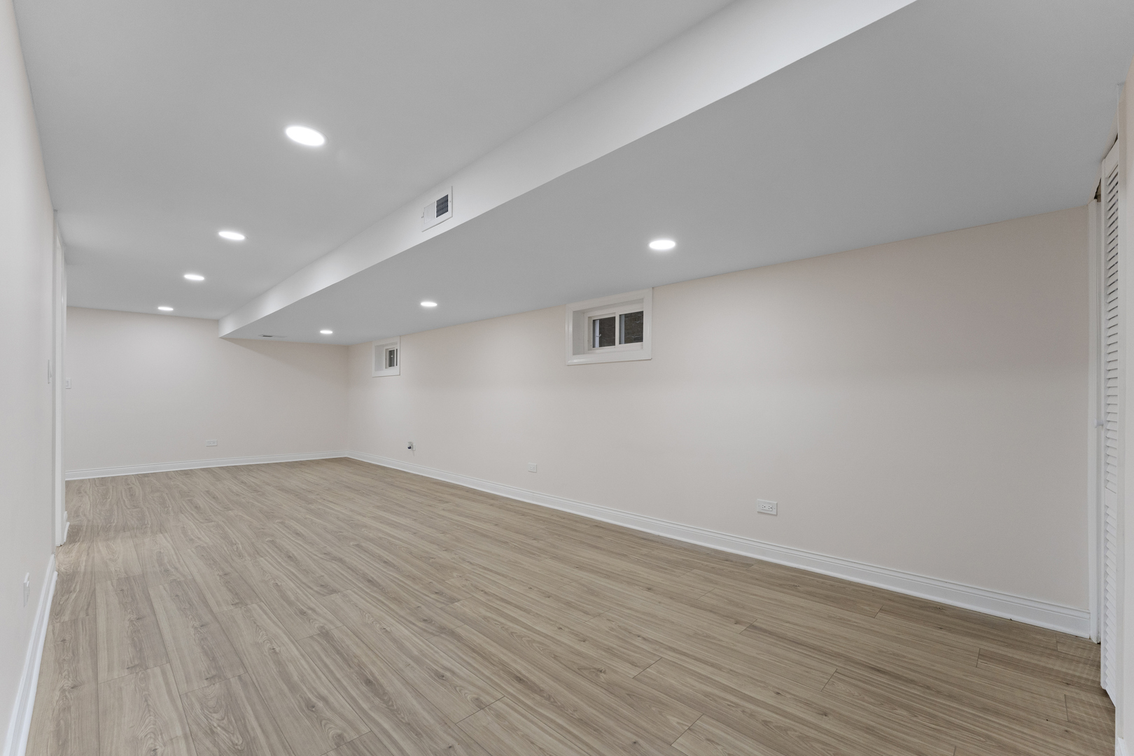932 North Ridgeway Avenue Chicago, IL 60651 - Photo 21 of 34 Gallery Image 21
