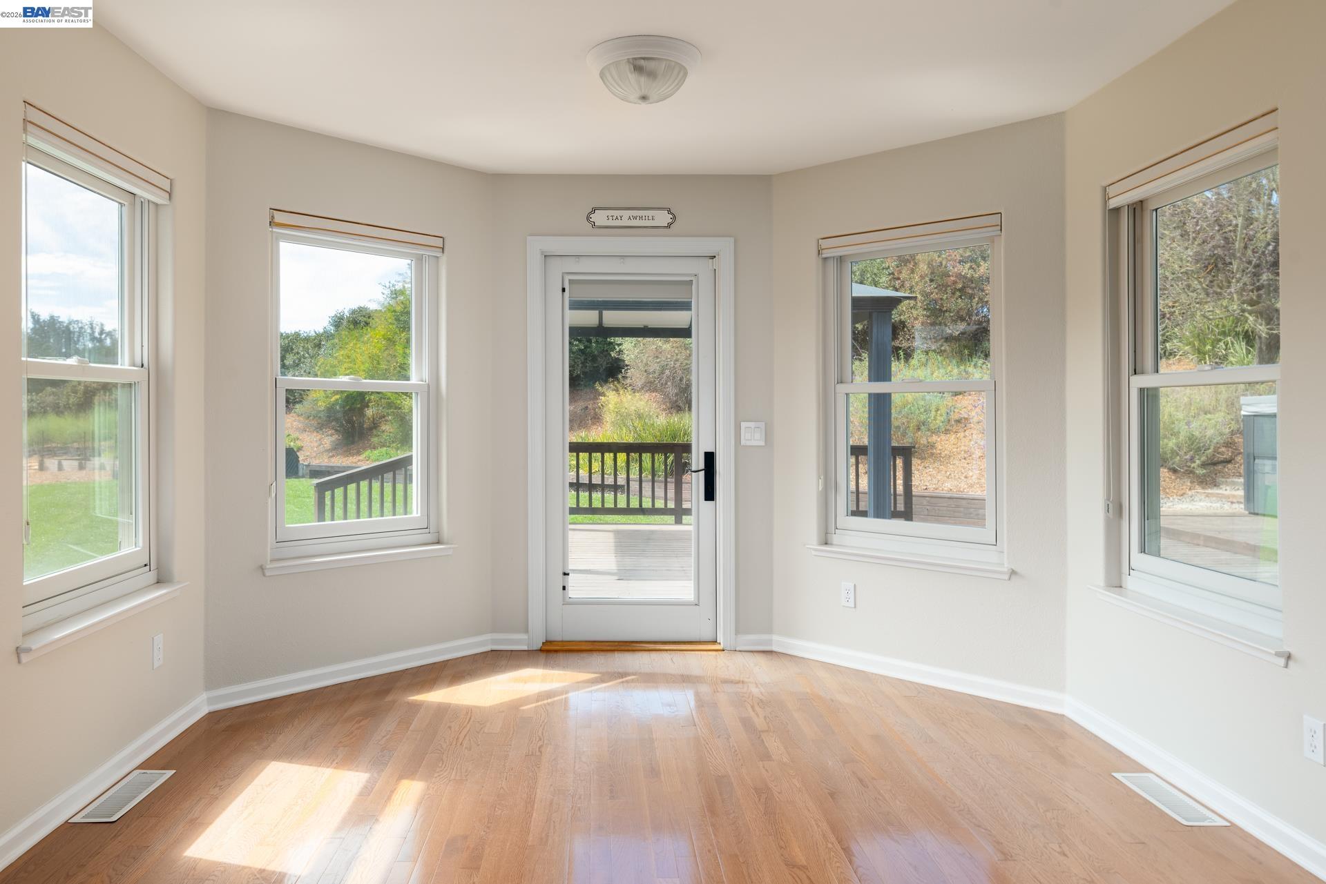 228 Stowring Road Petaluma, CA 94952 - Photo 13 of 45
