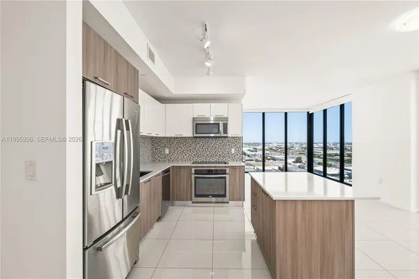 $555,000 | 5300 Paseo Boulevard, Unit 1511, Doral, FL 33166