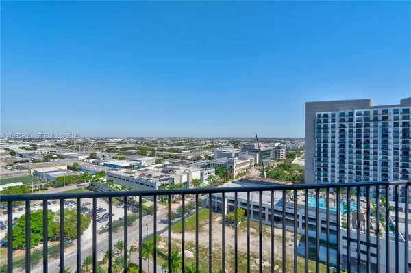 $555,000 | 5300 Paseo Boulevard, Unit 1511, Doral, FL 33166