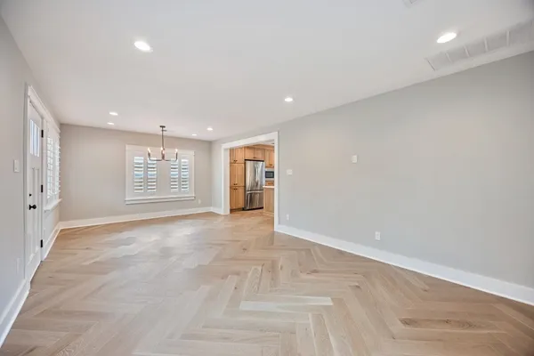 $3,200 | 1104 Walton Street, Houston, TX 77009