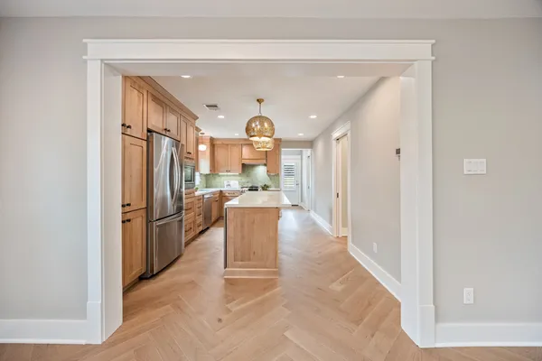 $3,200 | 1104 Walton Street, Houston, TX 77009