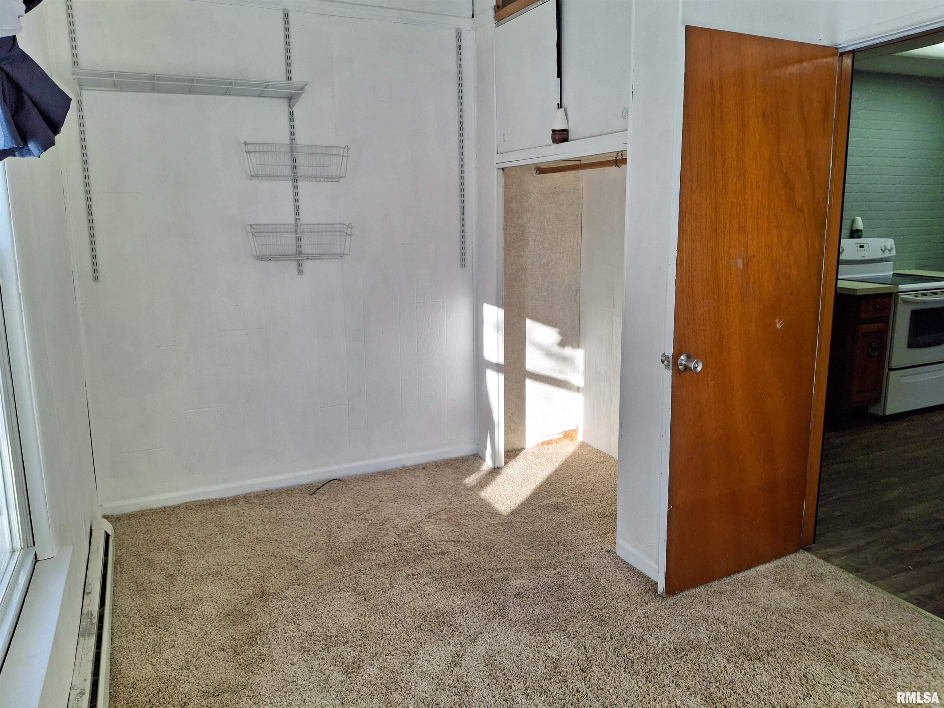 601 Grand Avenue St. David, IL 61563 - Photo 11 of 21