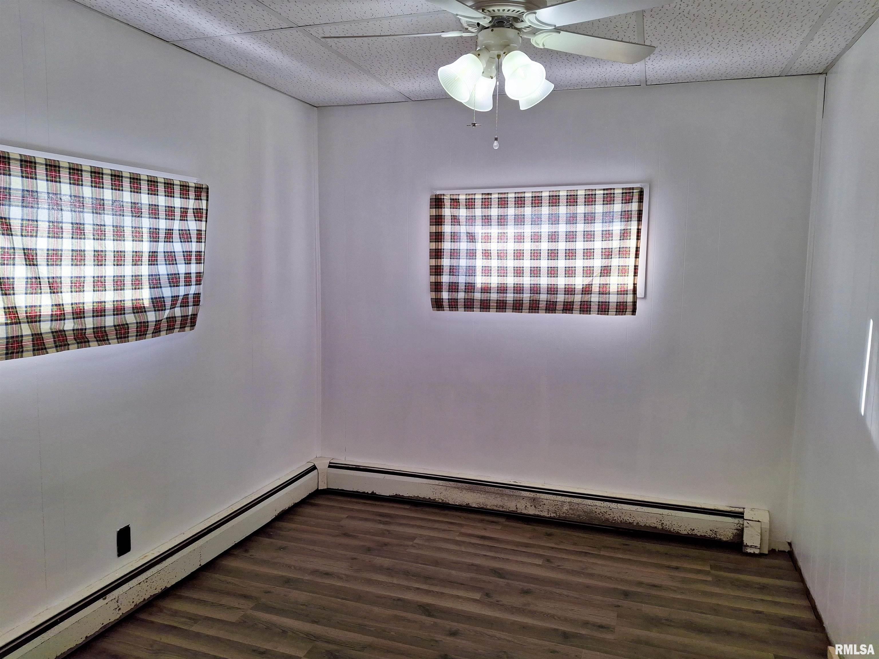 601 Grand Avenue St. David, IL 61563 - Photo 13 of 21