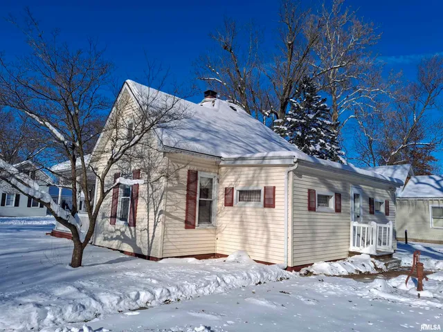 $85,000 | 601 Grand Avenue, St. David, IL 61563