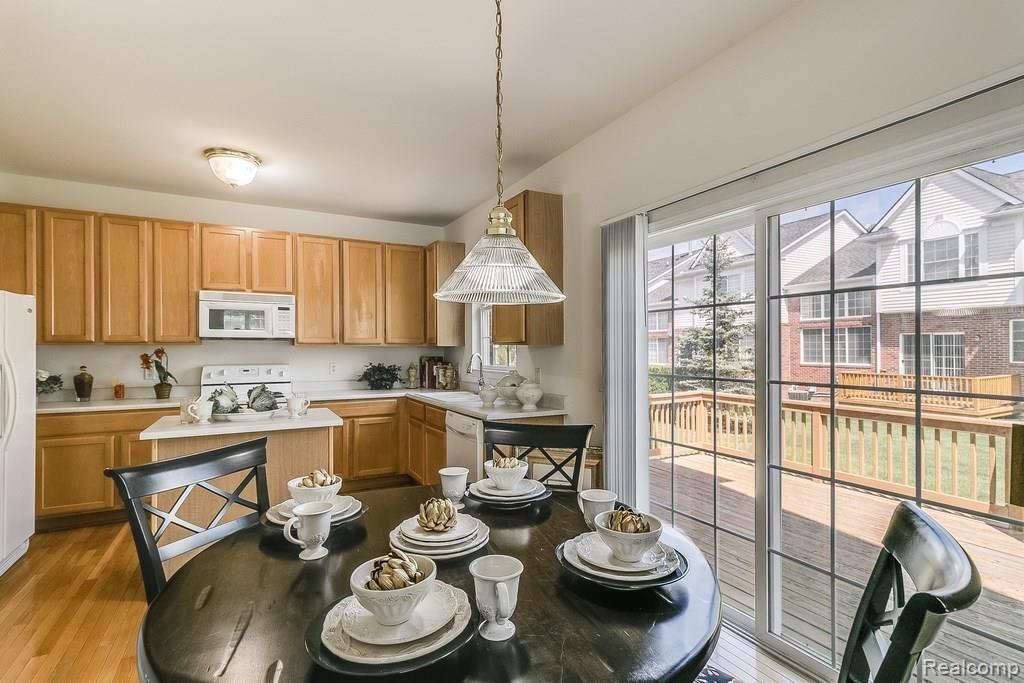 41821 Mitchell Road Novi, MI 48377 - Photo 10 of 30