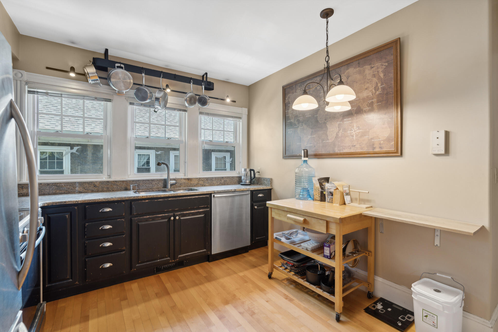 79 Clinton Street Portland, ME 04103 - Photo 14 of 49 11