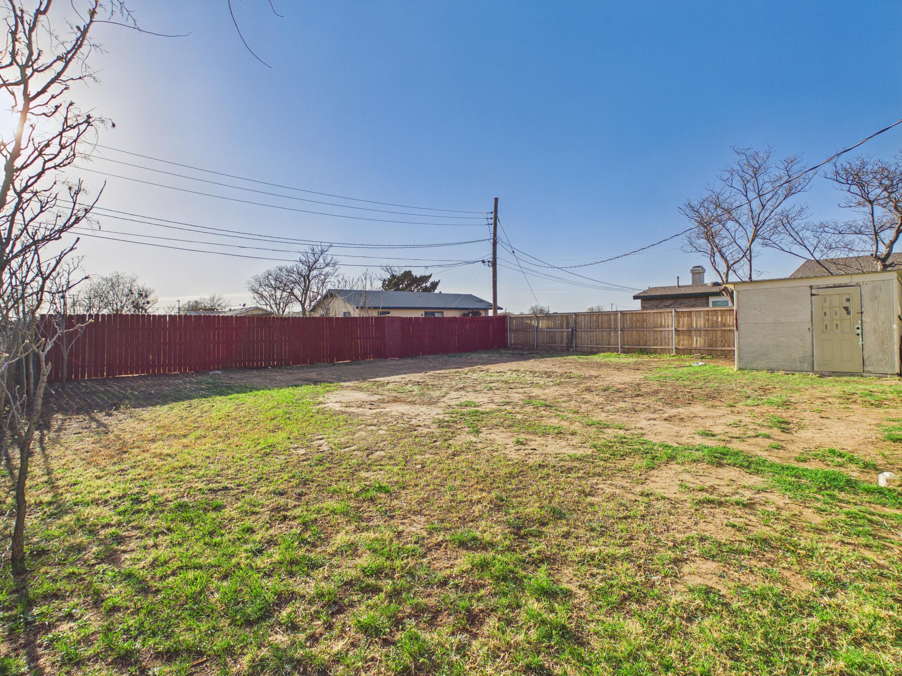 2804 Vanda Avenue Lubbock, TX 79404 - Photo 15 of 23 a view of a yard