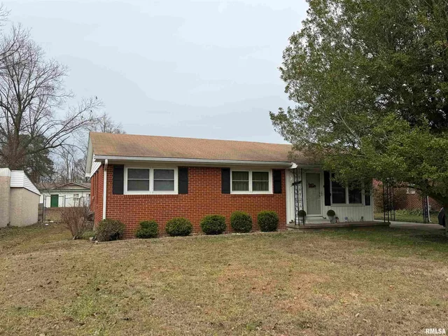 $129,900 | 107 Carter Drive, Metropolis, IL 62960