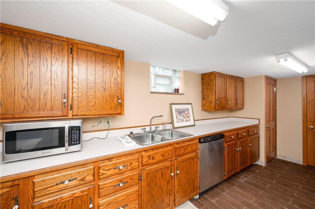 143 Sterrett Road Grove City, PA 16127 - Photo 36 of 49 Gallery Image 36