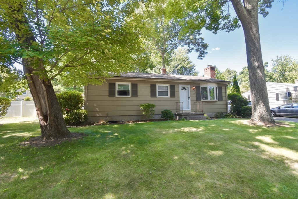 128 Tioga Street Springfield, MA 01128 - Photo 2 of 33 a view of backyard of house with green space