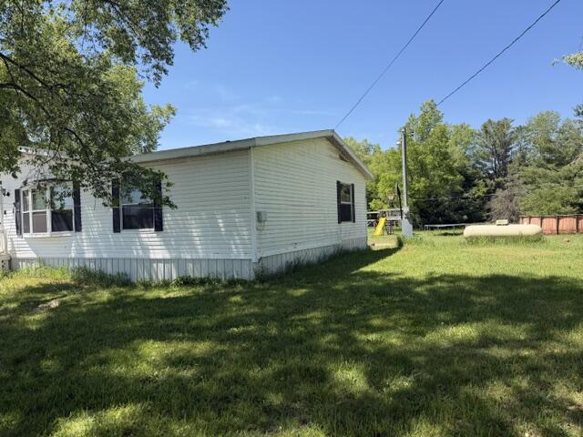 2906 South 33 Road Cadillac, MI 49601 - Photo 2 of 16