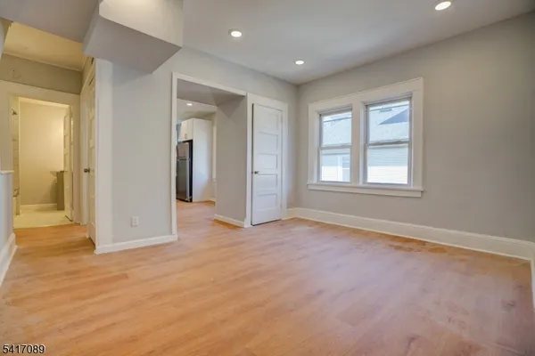 $3,950 | 29 Walnut Street, Unit 2, Summit, NJ 07901