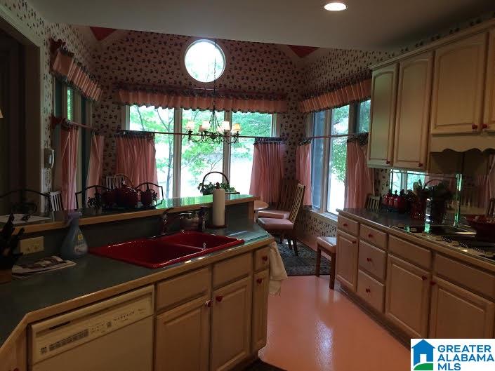 649 Wisteria Way Gardendale, AL 35071 - Photo 16 of 24