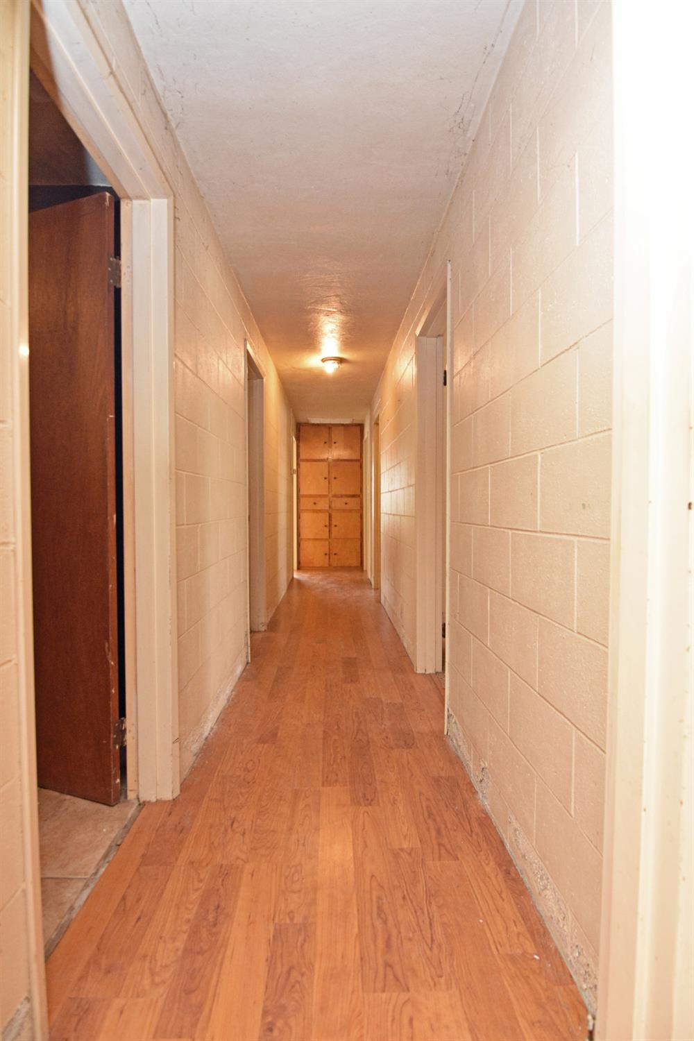 1206 South Verduga Road Turlock, CA 95380 - Photo 13 of 36 a view of a hallway
