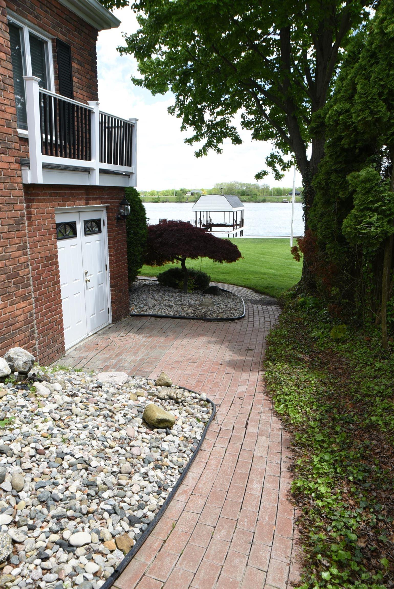 4243 River Road East China, MI 48054 - Photo 9 of 24