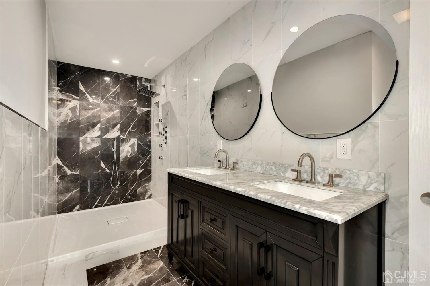 81 Fresh Ponds Road Monroe Township, NJ 08831 - Photo 19 of 30 master bath