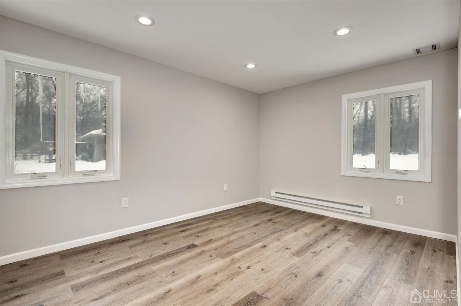 81 Fresh Ponds Road Monroe Township, NJ 08831 - Photo 25 of 30 2nd bedroom