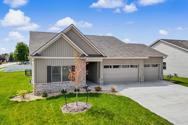 $544,900 | 608 Kevin Road, Blue Grass, IA 52726