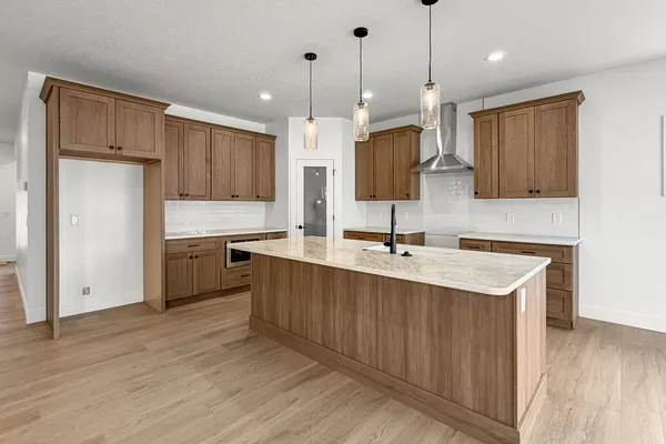 $544,900 | 608 Kevin Road, Blue Grass, IA 52726