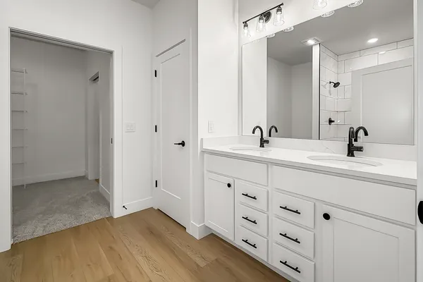 $544,900 | 608 Kevin Road, Blue Grass, IA 52726