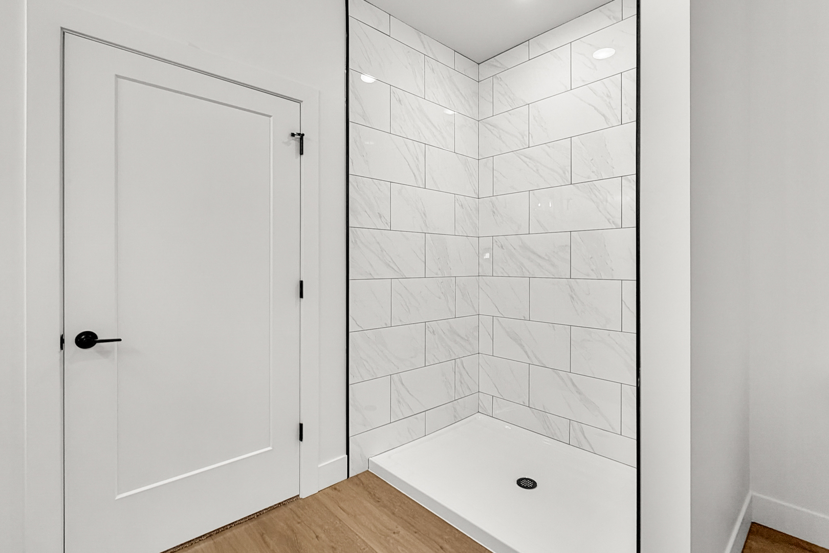 608 Kevin Road Blue Grass, IA 52726 - Photo 10 of 25