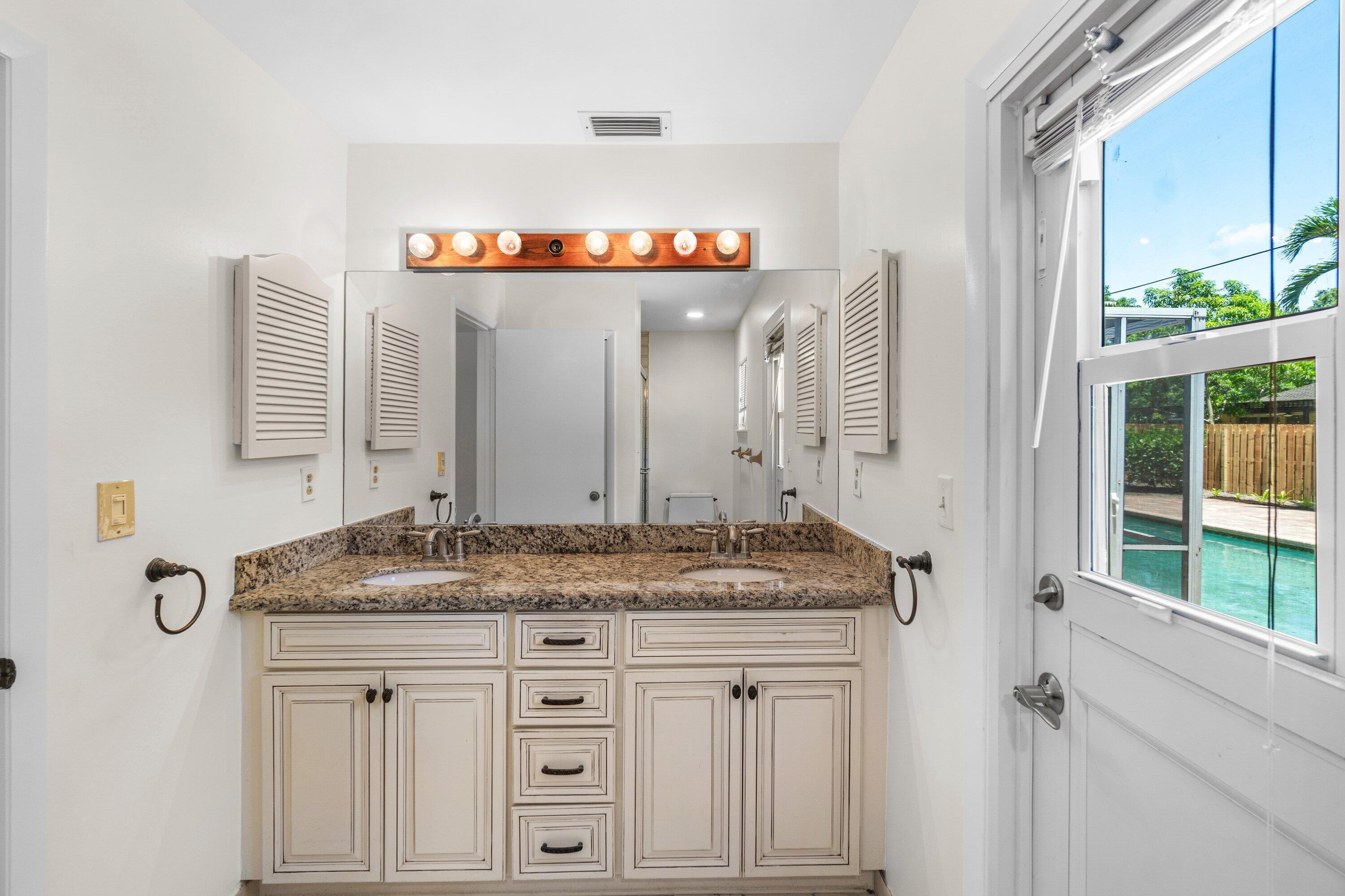 1051 Southwest 21st Street Boca Raton, FL 33486 - Photo 33 of 43 037-1051Southwest21stStreet-BocaRaton-FL