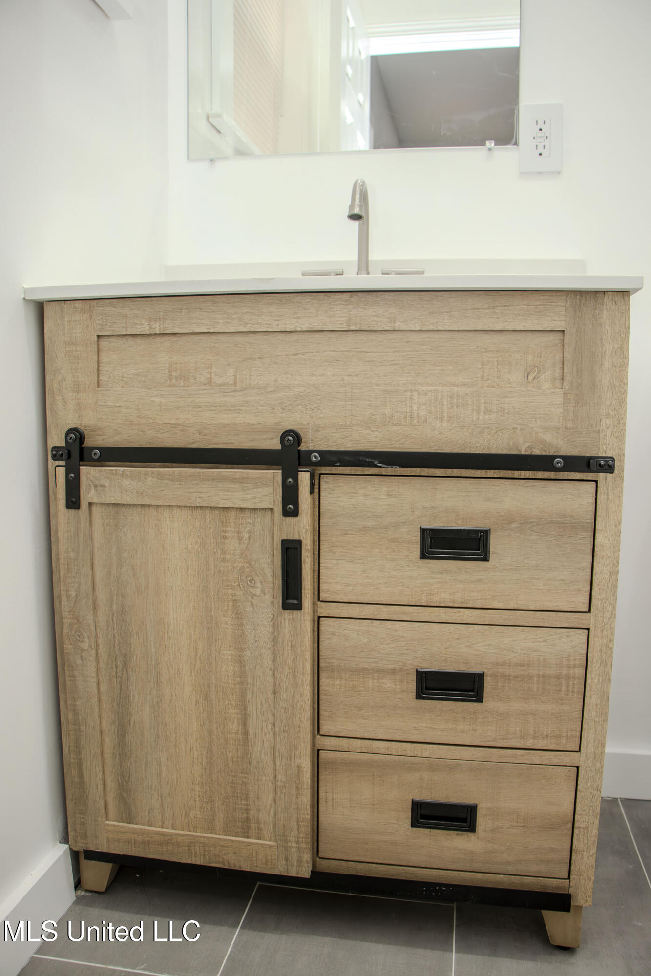 420 Downing Street Jackson, MS 39216 - Photo 15 of 25 IMG_9850