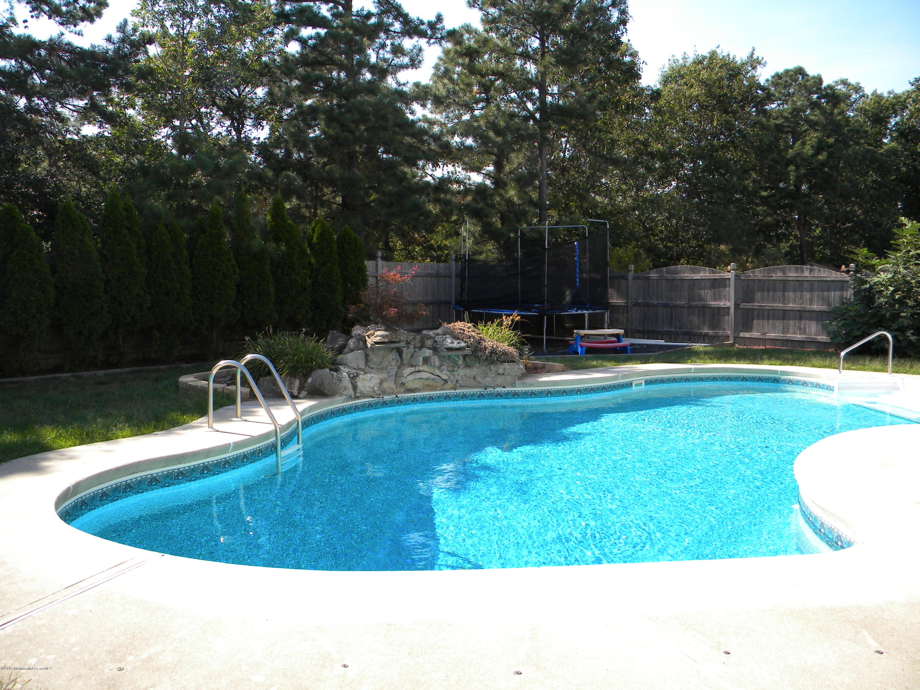 124 Gaff Road Manahawkin, NJ 08050 - Photo 33 of 36 Pool 1
