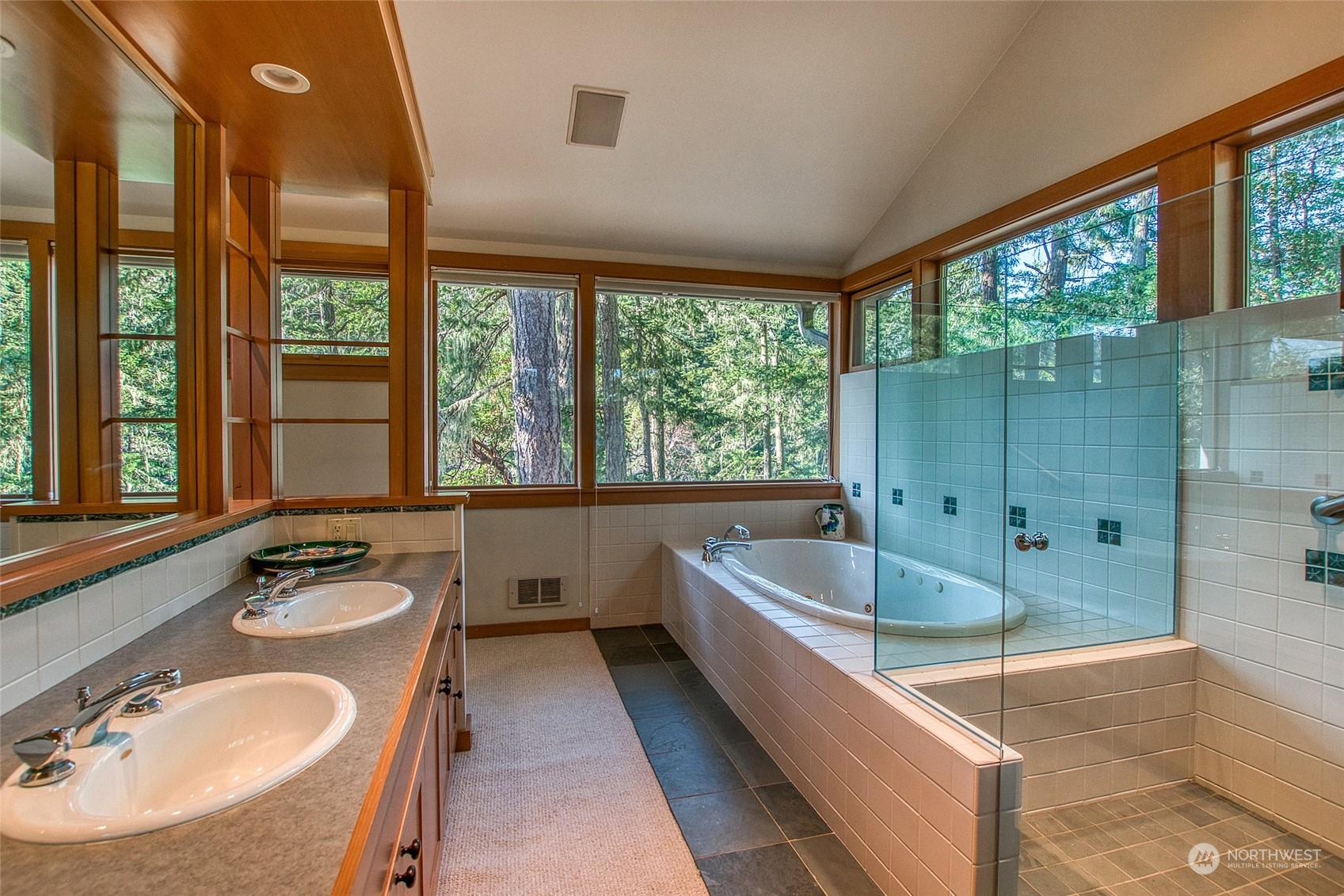 770 Double Cove Road Orcas Island, WA 98280 - Photo 24 of 39 Gallery Image 24