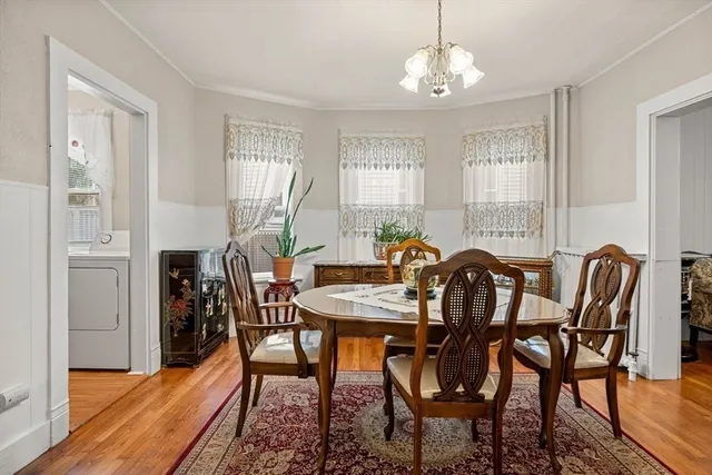 $3,800 | 154 Glen Street, Unit 1, Somerville, MA 02145