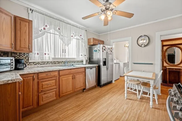 $3,800 | 154 Glen Street, Unit 1, Somerville, MA 02145