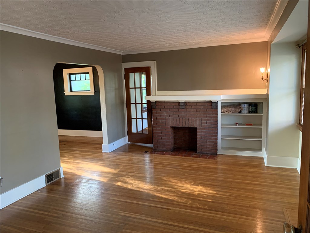 26 Vayo Street Irondequoit, NY 14609 - Photo 3 of 20